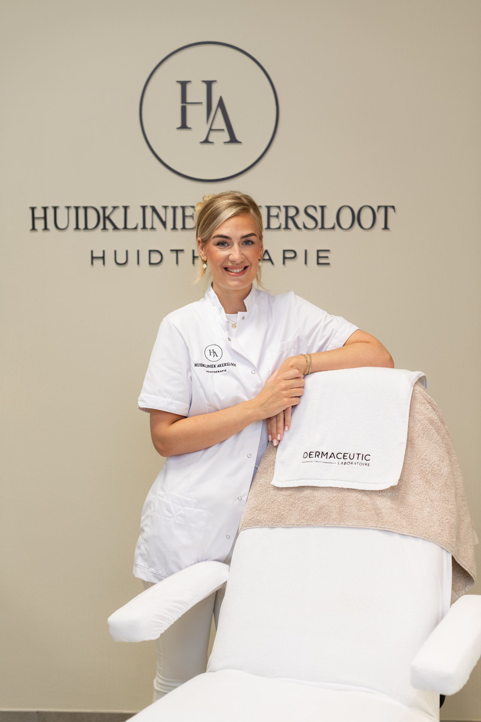 Daphne Schneider, huidtherapeut en eigenaar Huidkliniek Akersloot